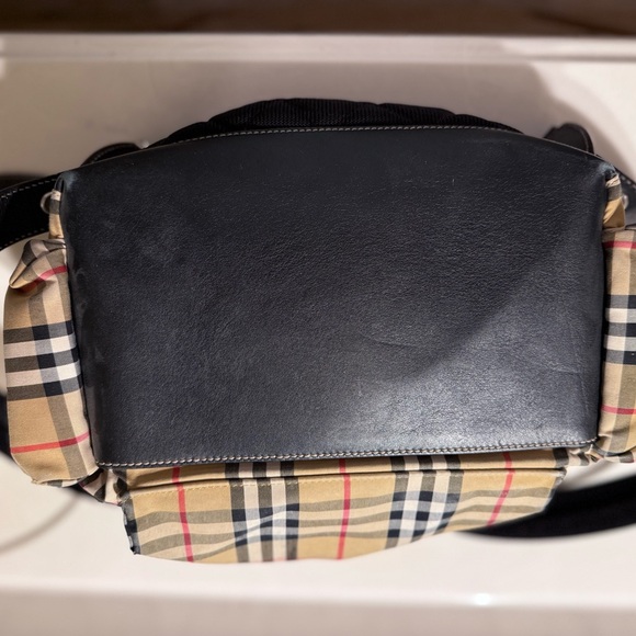 100% Authentic BURBERRY Vintage Check Backpack - UNISEX - Free Shipping - Picture 5 of 14